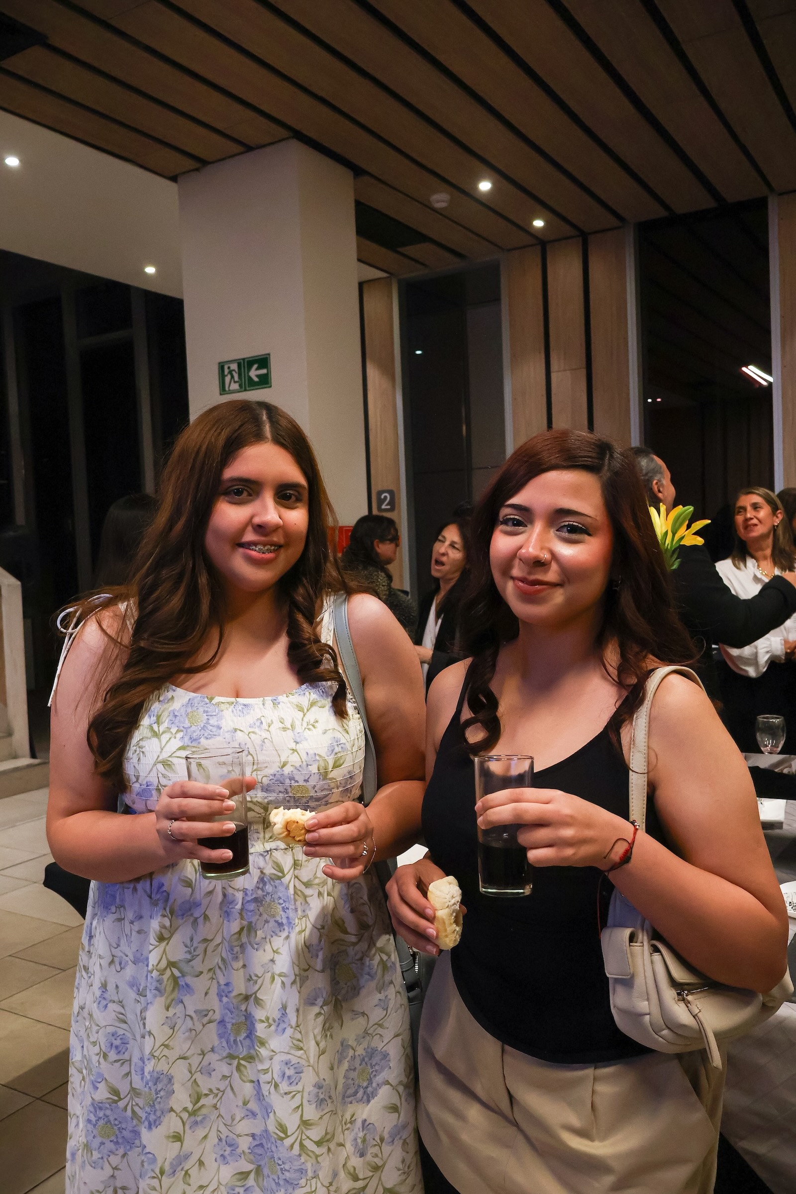 Retrato doble — la generación nueva